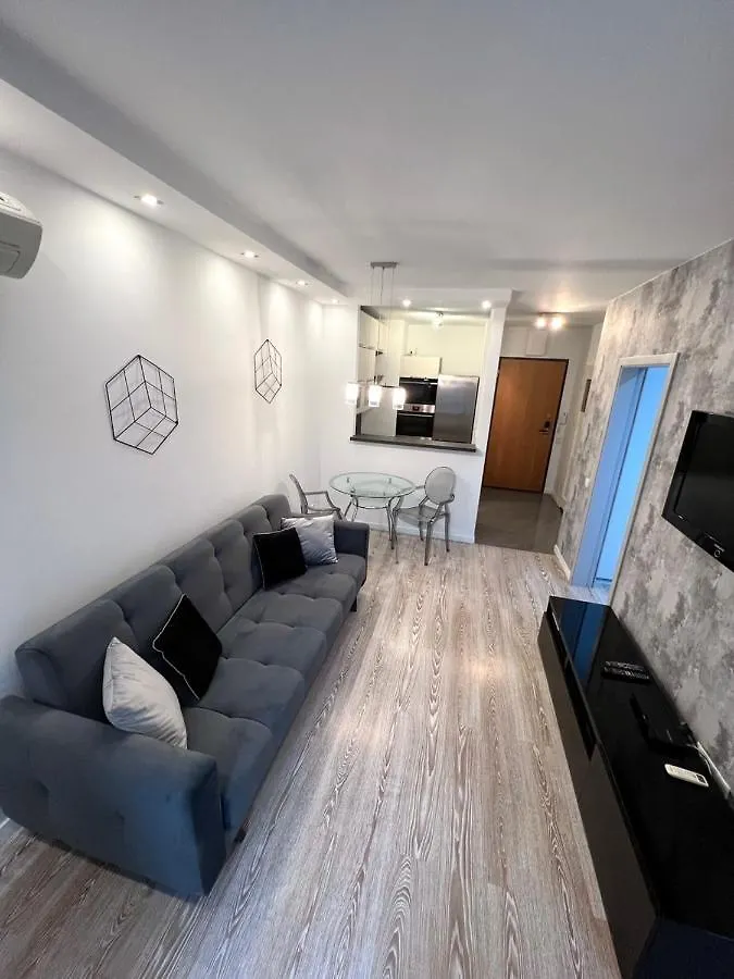 Wola Apartments 바르샤바